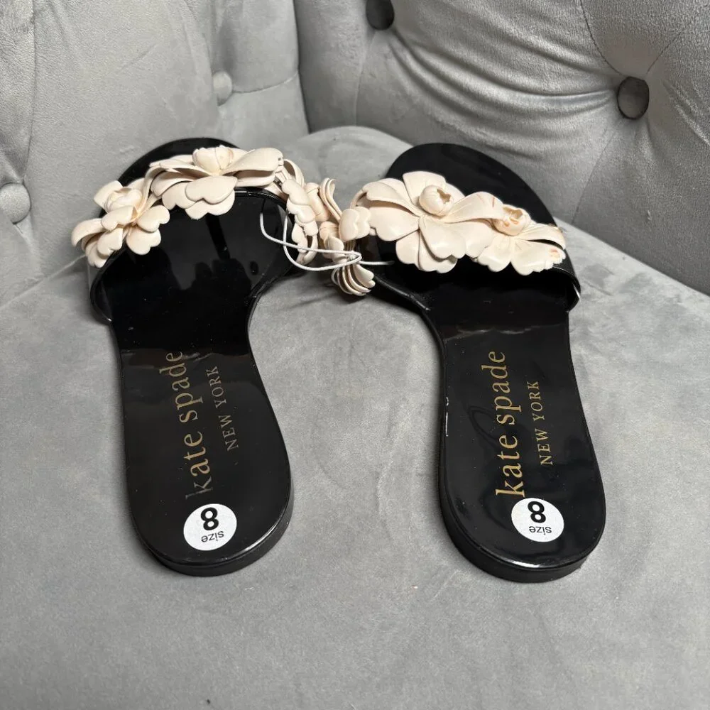 Kate Spade New York Black Floral Jelly Sandals‎ – Women’s Size 8